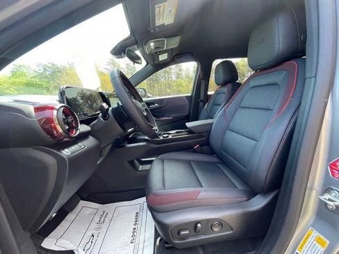 Used 2026 Chevrolet Equinox RS image 17