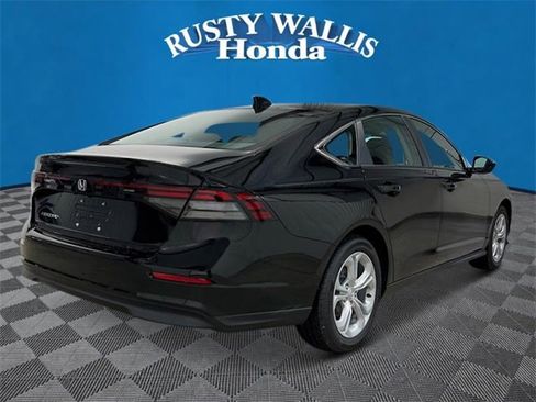 New 2025 Honda Accord LX image 3