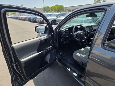 Used 2022 Toyota Tacoma SR AWD/4WD image 36