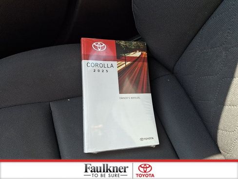 Certified 2025 Toyota Corolla LE FWD image 25