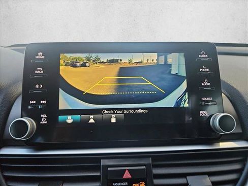 Used 2019 Honda Accord Sport image 14