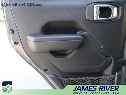 Used 2023 Jeep Wrangler Unlimited w/ Cold Weather Group AWD/4WD image 16