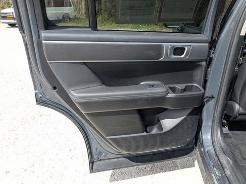 Used 2025 Hyundai Santa Fe SEL AWD/4WD image 25