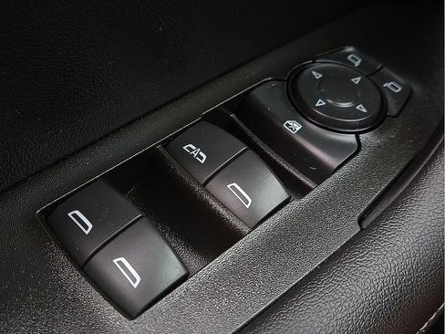 Used 2023 Chevrolet Blazer LT w/ Convenience Package FWD image 17