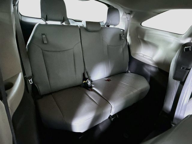 Certified 2024 Toyota Sienna XLE FWD image 29