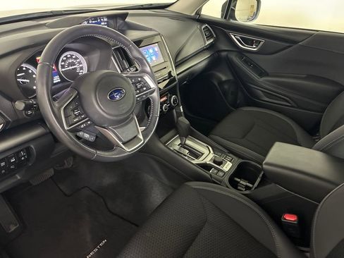 Used 2022 Subaru Forester Premium image 22