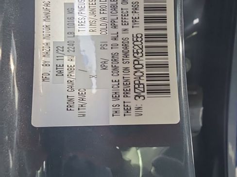 Used 2023 MAZDA MAZDA3 s image 5