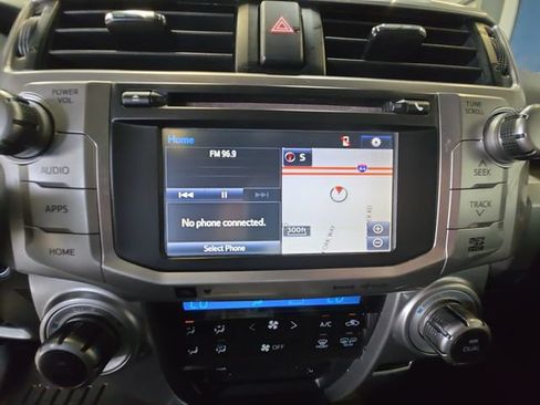 Used 2016 Toyota 4Runner Limited AWD/4WD image 15