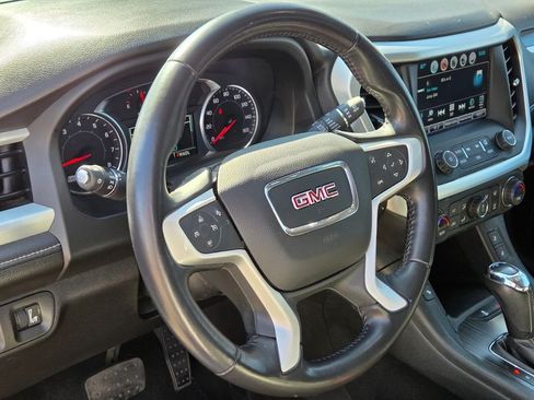 Used 2018 GMC Acadia SLT FWD image 26