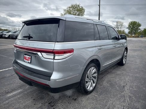 Used 2022 Lincoln Navigator Reserve AWD/4WD image 10