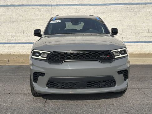 Used 2024 Dodge Durango GT image 2