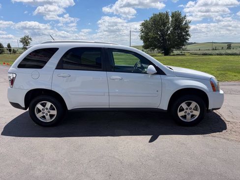 Used 2009 Chevrolet Equinox LT AWD/4WD image 6