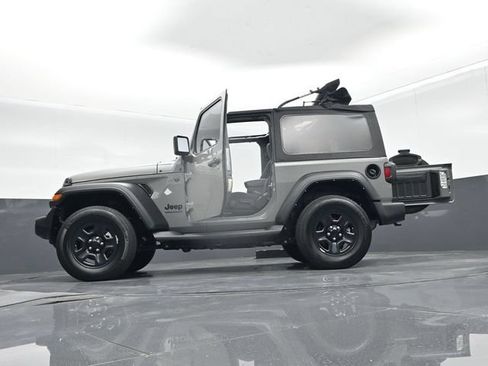 Used 2022 Jeep Wrangler Sport AWD/4WD image 67
