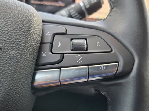 Used 2024 Cadillac XT4 Luxury FWD image 23