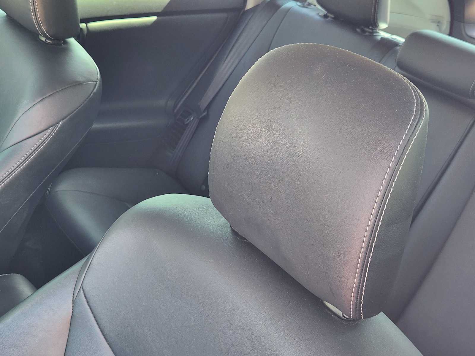 Used 2015 Toyota Prius Persona Series FWD image 14