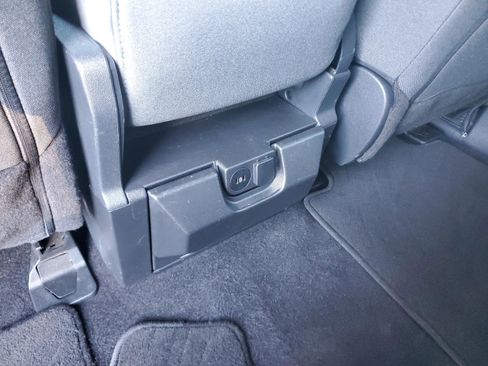 Used 2025 Ford F150 XLT w/ Equipment Group 301A Standard image 12