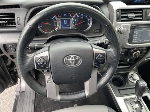 Used 2017 Toyota 4Runner SR5 Premium AWD/4WD image 16