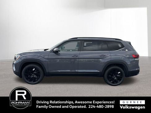 New 2026 Volkswagen Atlas SE image 5