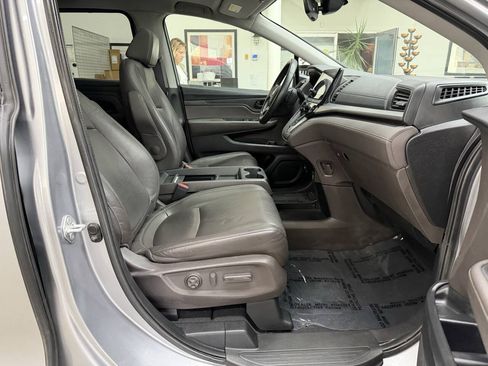 Used 2022 Honda Odyssey EX-L image 16