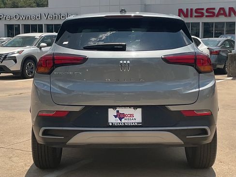 Used 2025 Buick Encore GX Preferred FWD image 5