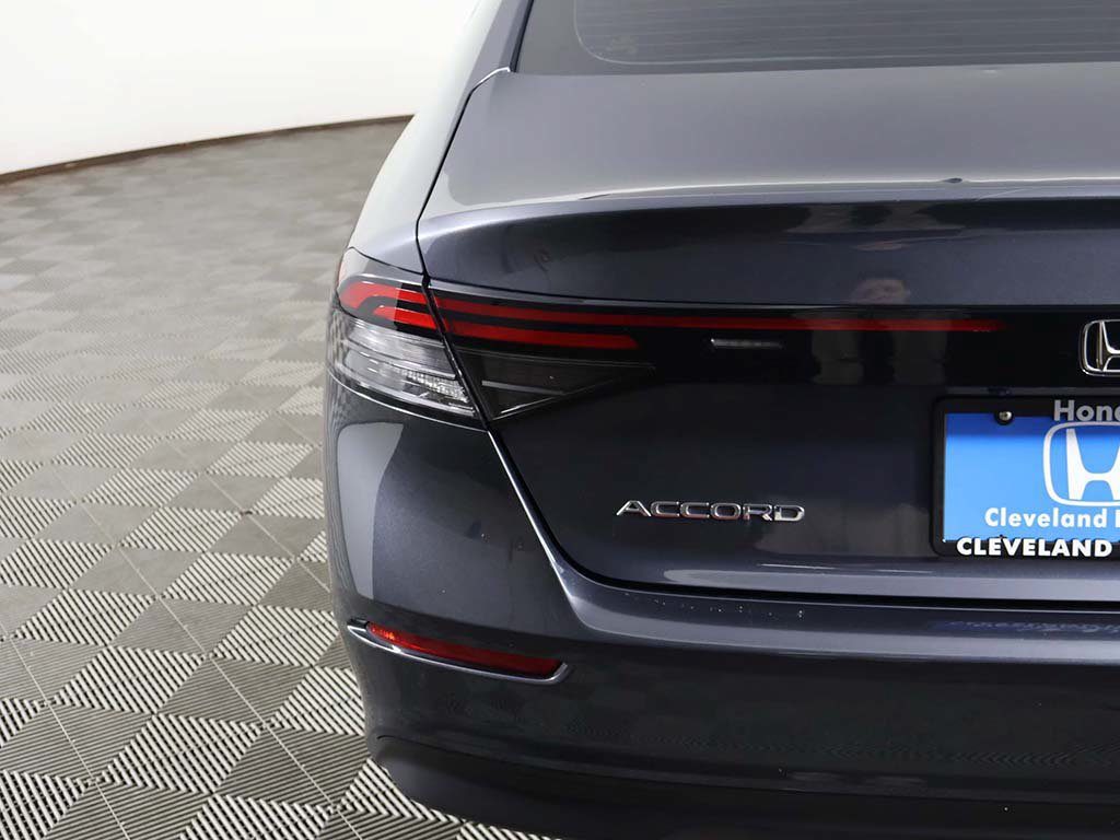Used 2023 Honda Accord EX image 14