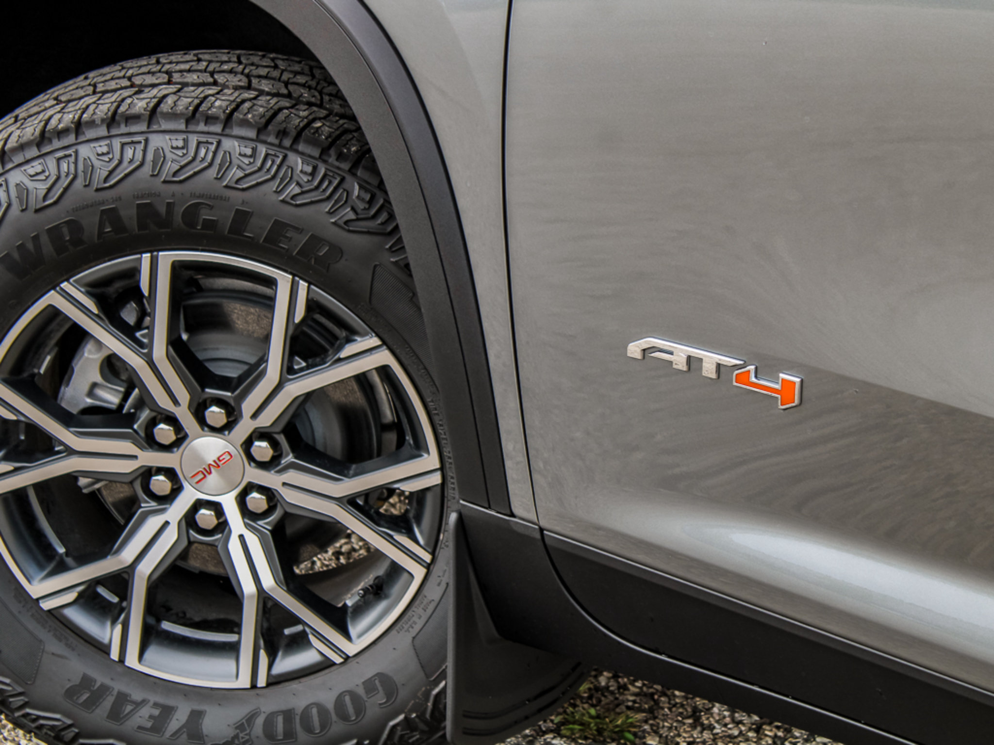 New 2027 GMC Acadia AT4 w/ Luxury Package AWD/4WD image 14