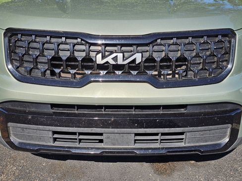 Used 2024 Kia Telluride EX X-Line image 3