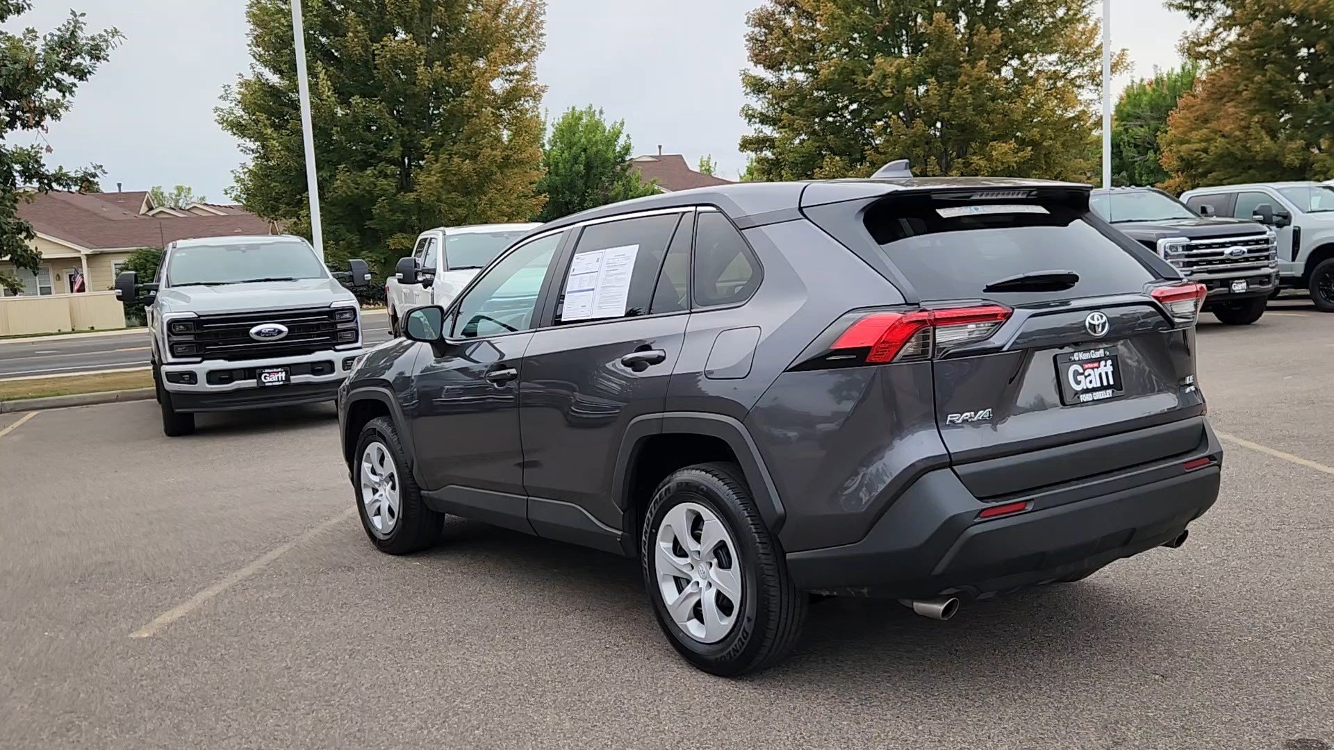 Used 2025 Toyota RAV4 LE AWD/4WD image 21
