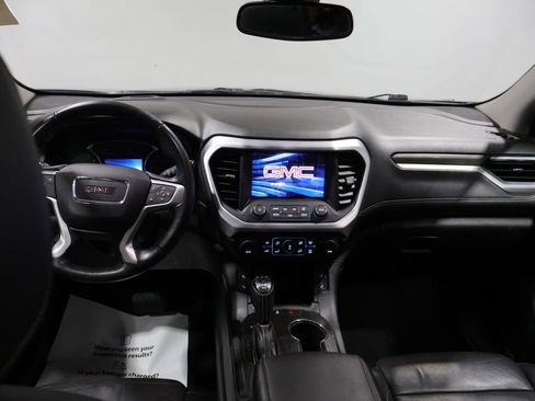 Used 2017 GMC Acadia SLT AWD/4WD image 14