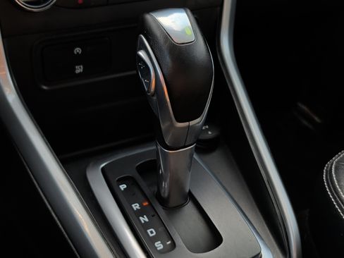 Used 2019 Ford EcoSport Titanium FWD image 33