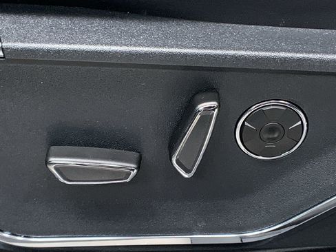 New 2025 Ford F150 Platinum w/ Equipment Group 702A High image 18