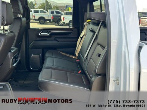 Used 2024 GMC Sierra 3500 Denali w/ Denali Reserve Package AWD/4WD image 21