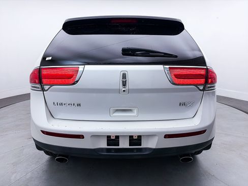 Used 2014 Lincoln MKX FWD image 9