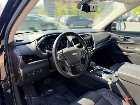 Used 2021 Chevrolet Traverse Premier w/ Redline Edition AWD/4WD image 12