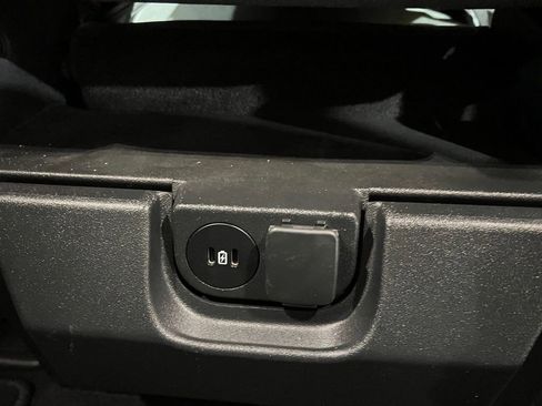 Used 2023 Ford F350 XLT w/ FX4 Off-Road Package image 18