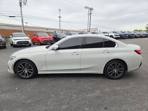 Used 2022 BMW 330i Sedan w/ Premium Package RWD image 11