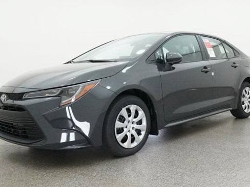 New 2026 Toyota Corolla LE FWD image 17