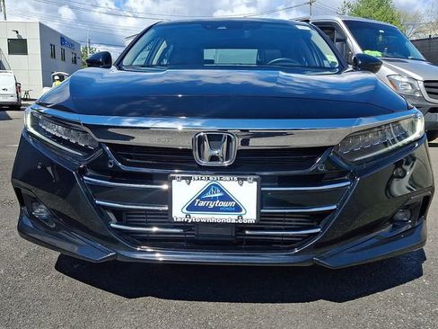 Certified 2022 Honda Accord Touring image 2