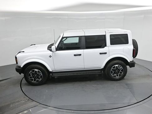 New 2026 Ford Bronco Outer Banks image 43