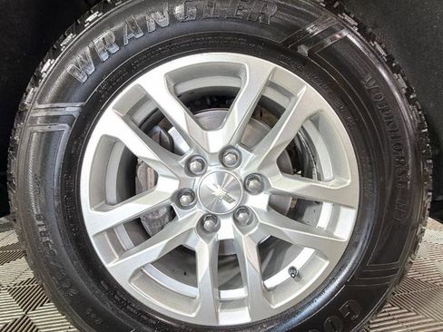 Used 2020 Chevrolet Silverado 1500 LT w/ All-Star Edition RWD image 37