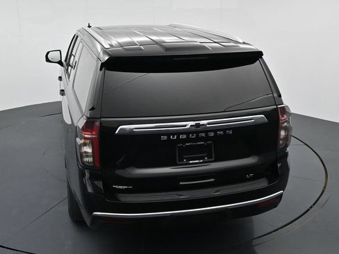 Used 2024 Chevrolet Suburban LT w/ LT Signature Plus Package RWD image 22