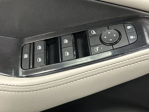 Used 2024 Nissan Rogue SV AWD/4WD image 20