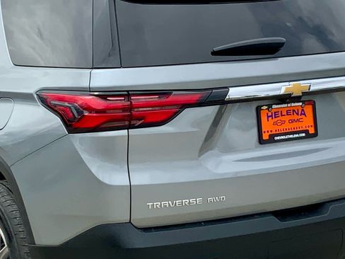 Used 2023 Chevrolet Traverse LT w/ Rear Camera Mirror Package AWD/4WD image 14