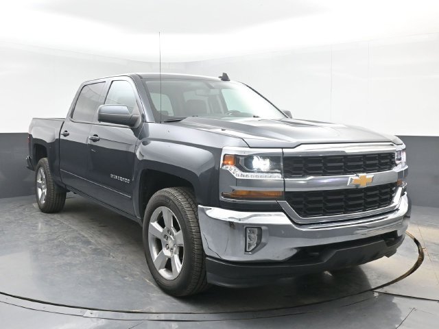 Used 2017 Chevrolet Silverado 1500 LT w/ All Star Edition AWD/4WD image 2