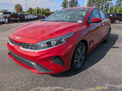 Used 2024 Kia Forte LXS FWD image 11