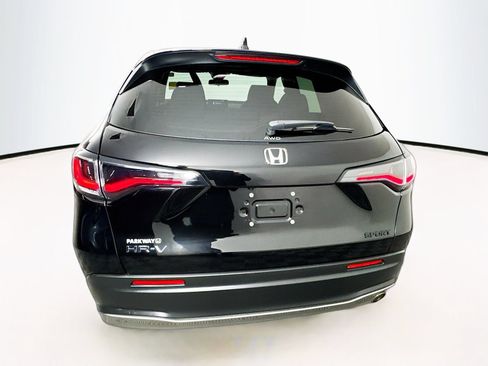 Used 2024 Honda HR-V Sport image 7