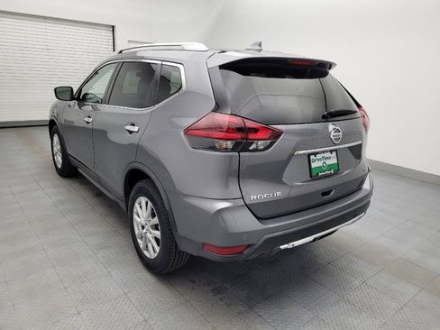 Used 2020 Nissan Rogue SV FWD image 5