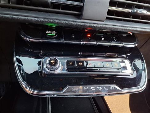 Used 2023 Lincoln Corsair Reserve image 8