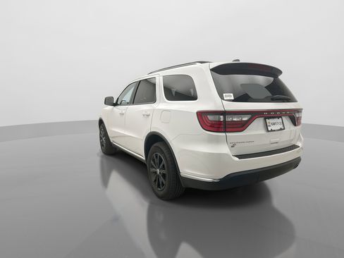 Used 2024 Dodge Durango SXT AWD/4WD image 3