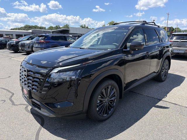 New 2026 Nissan Pathfinder SL w/ SL Premium Package AWD/4WD image 1